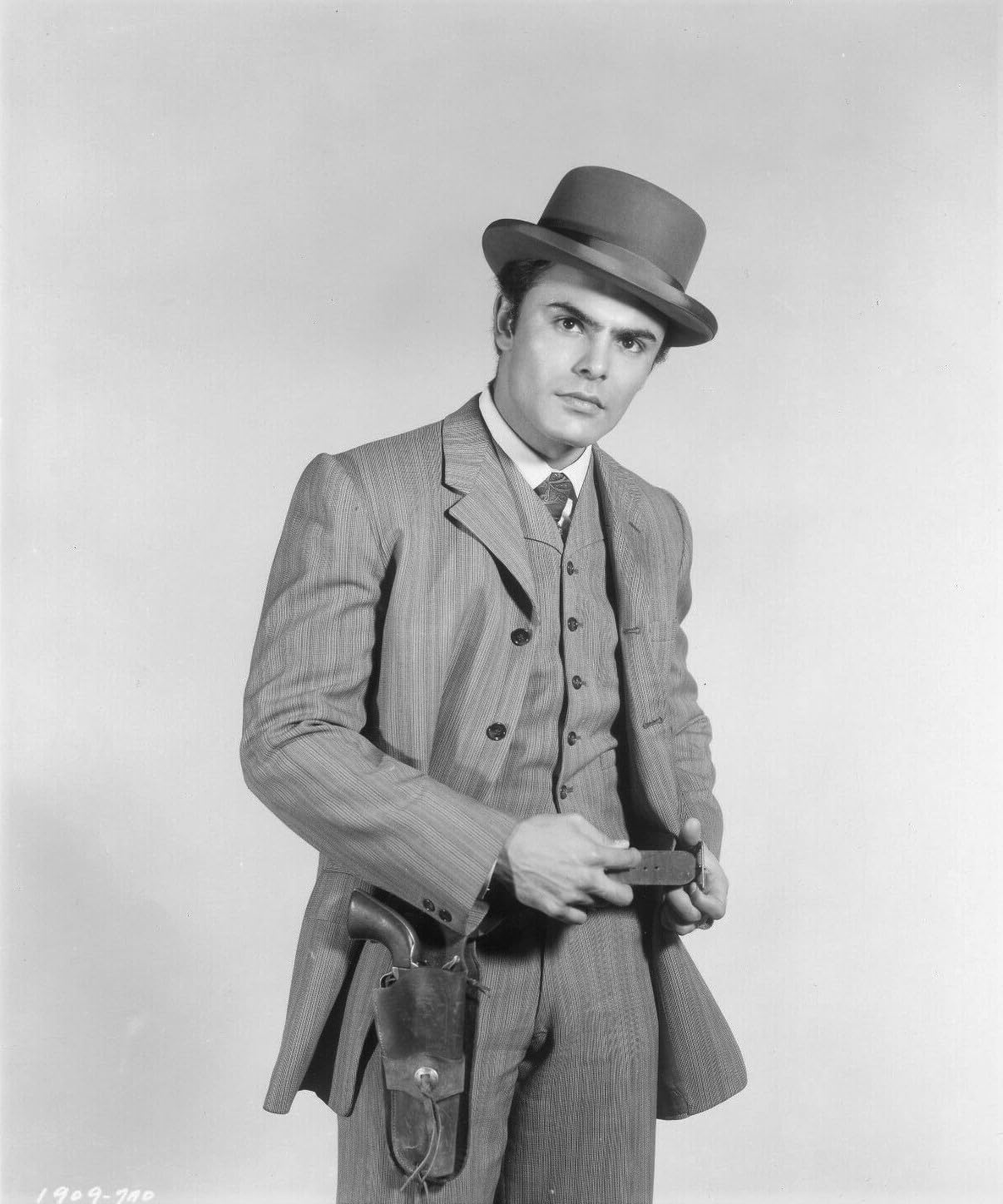 photo-John Saxon 1961
