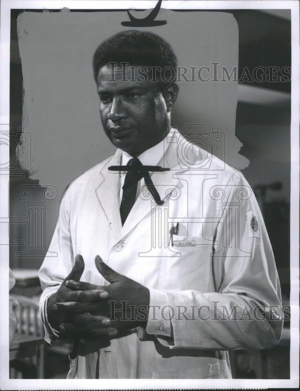 photo-Ossie Davis 1965