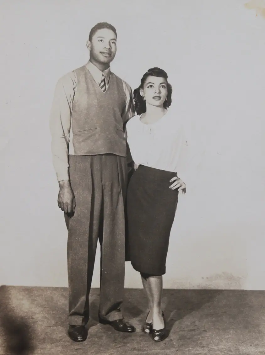 photo-Ossie Davis 1946