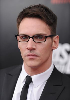 photo-Jonathan Rhys Meyers 2010