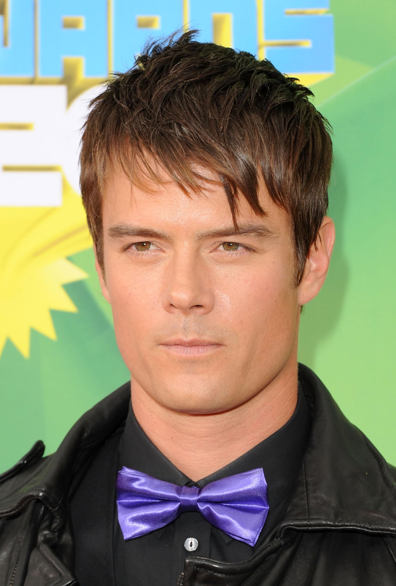 photo-Josh Duhamel 2011