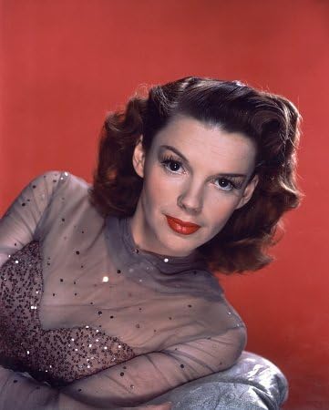 photo-Judy Garland 1945