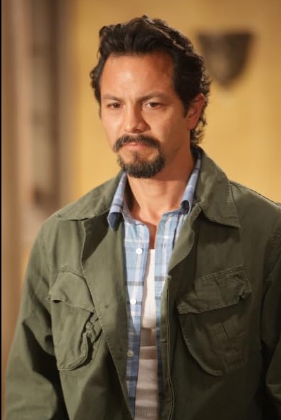photo-Benjamin Bratt 2008