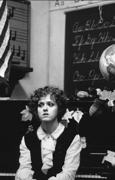 photo-Bernadette Peters 1982