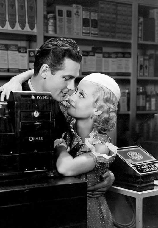 photo-Bette Davis 1934