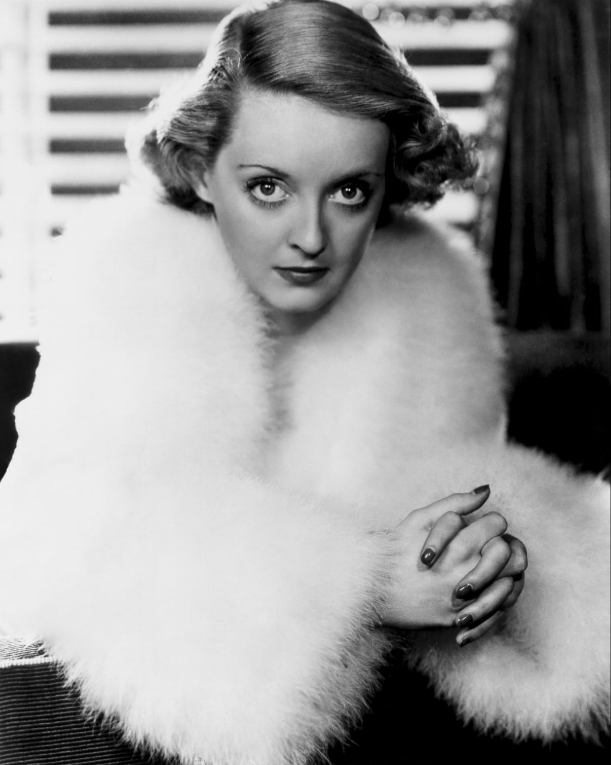 photo-Bette Davis 1932