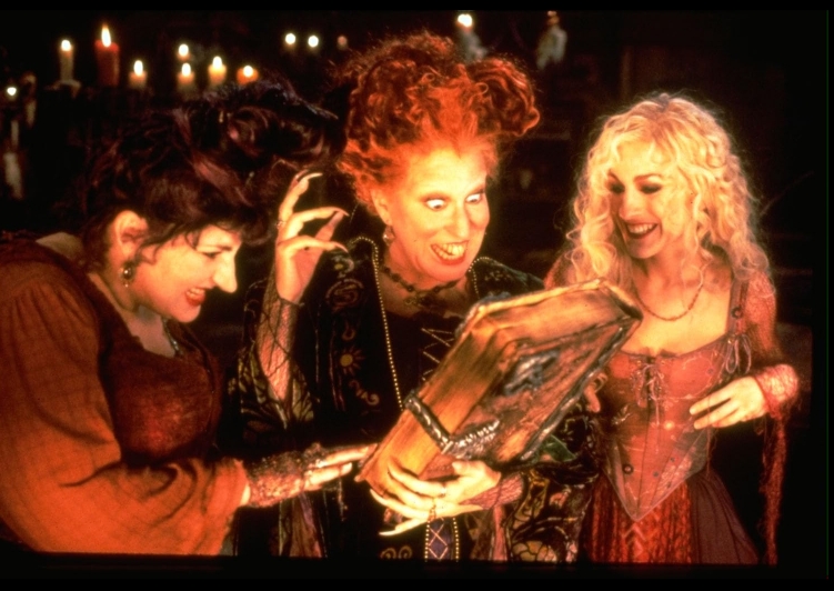 photo-Bette Midler 1993