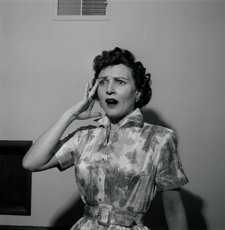 photo-Betty White 1957