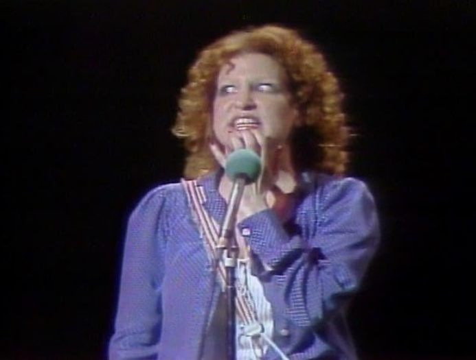 photo-Bette Midler 1976