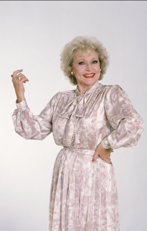 photo-Betty White 1985