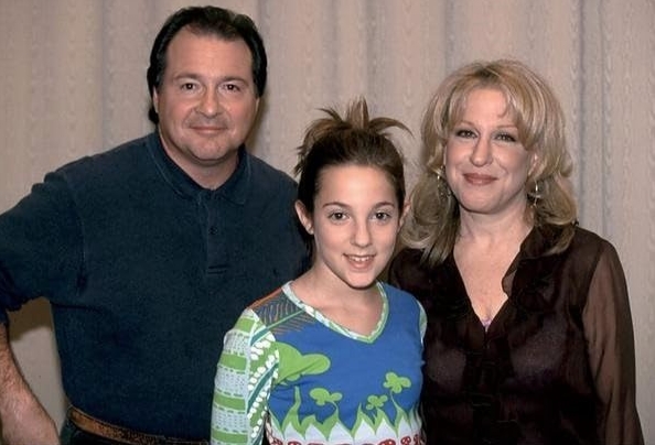 photo-Bette Midler 2000