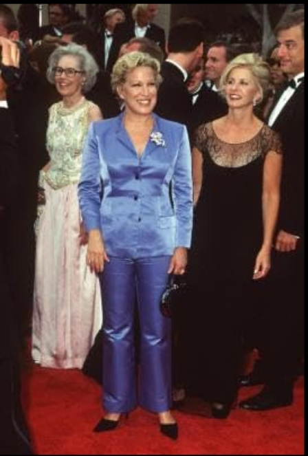 photo-Bette Midler 1997