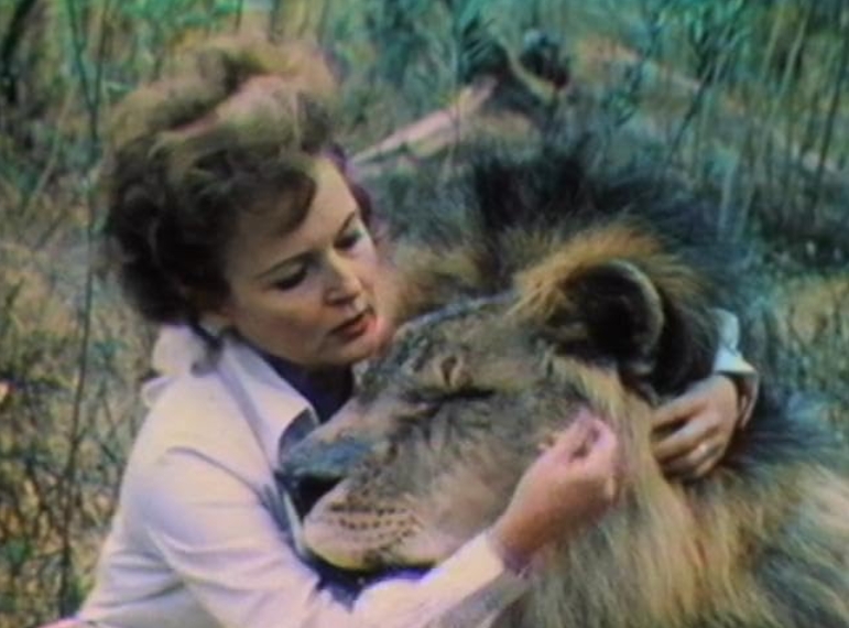 photo-Betty White 1971