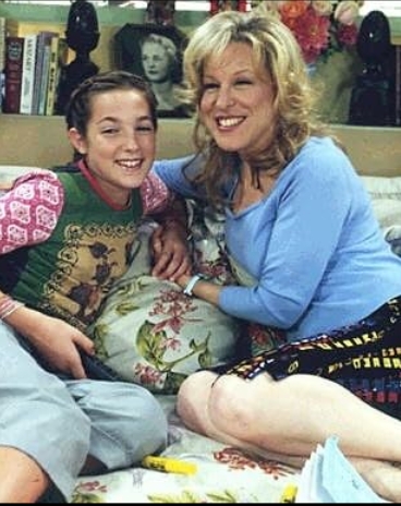 photo-Bette Midler 2000