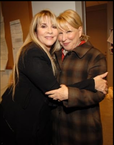 photo-Bette Midler 2002