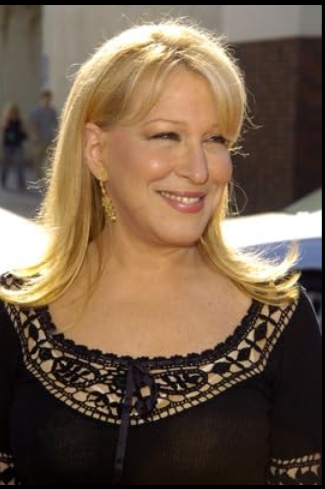photo-Bette Midler 2004