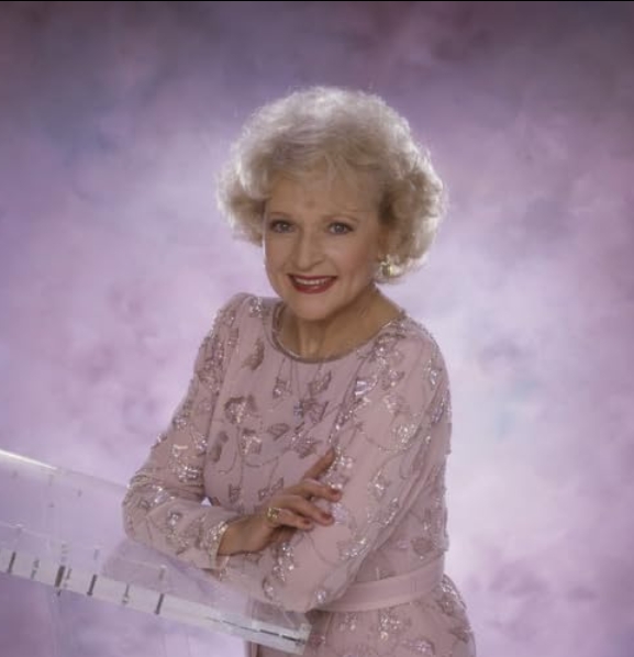 photo-Betty White 1985