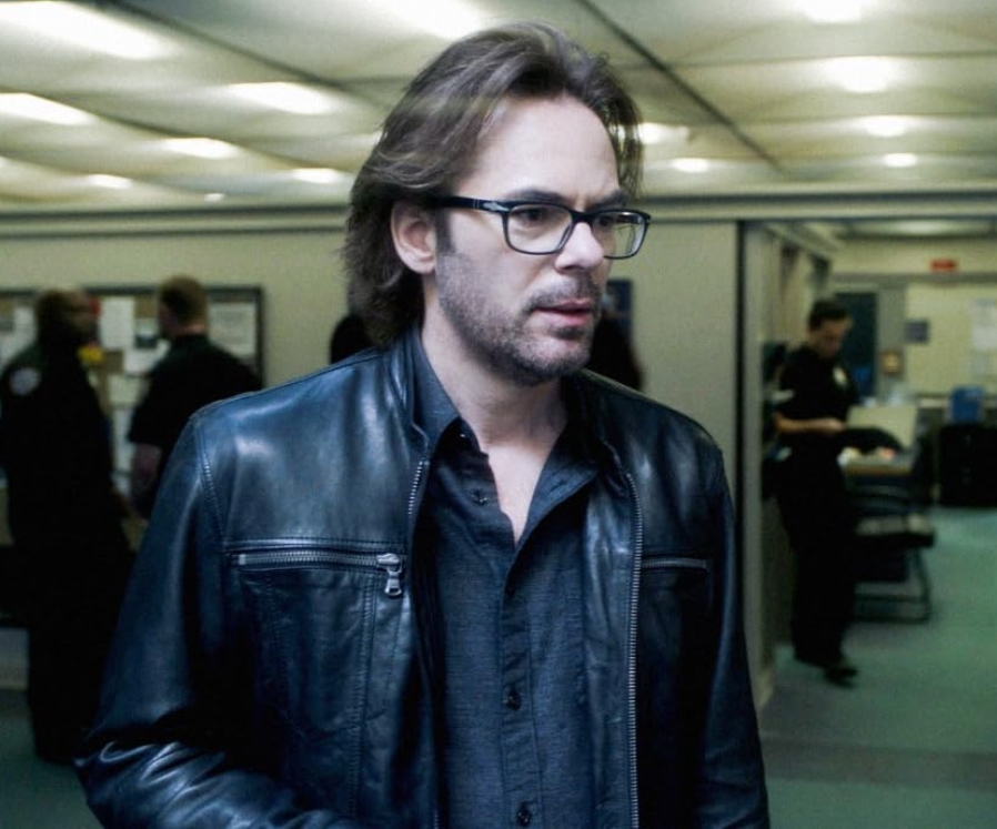 photo-Billy Burke 2015
