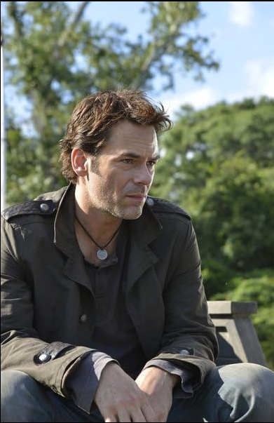 photo-Billy Burke 2012