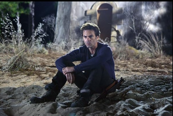 photo-Billy Burke 2012