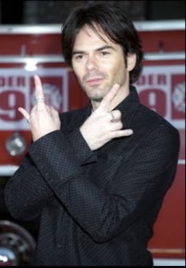 photo-Billy Burke 2002