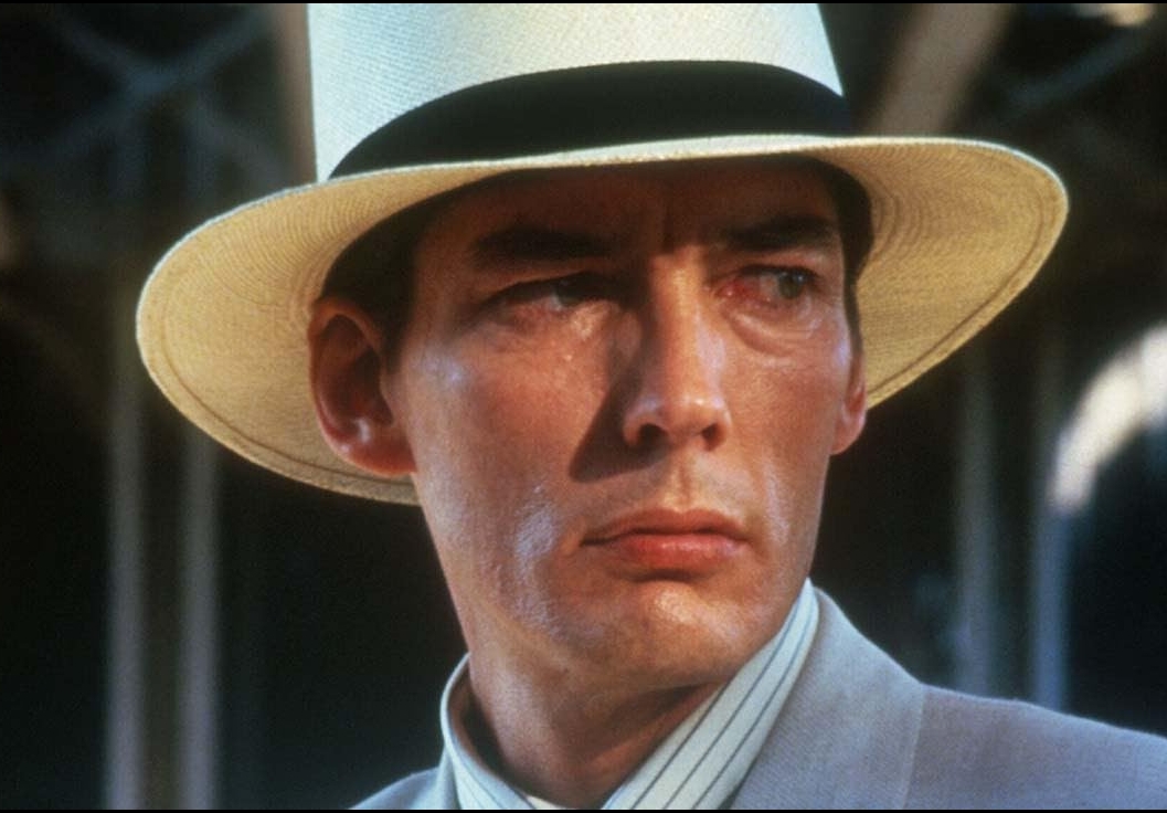 photo-Billy Drago 1987