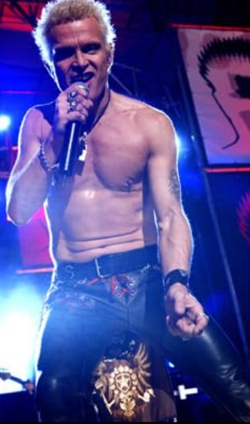 photo-Billy Idol 2003