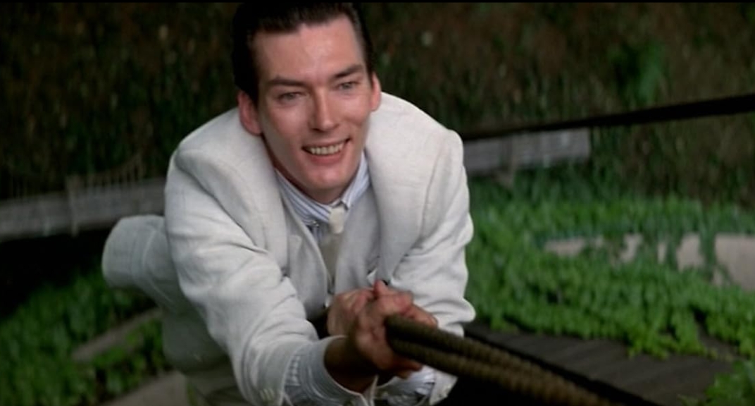 photo-Billy Drago 1987