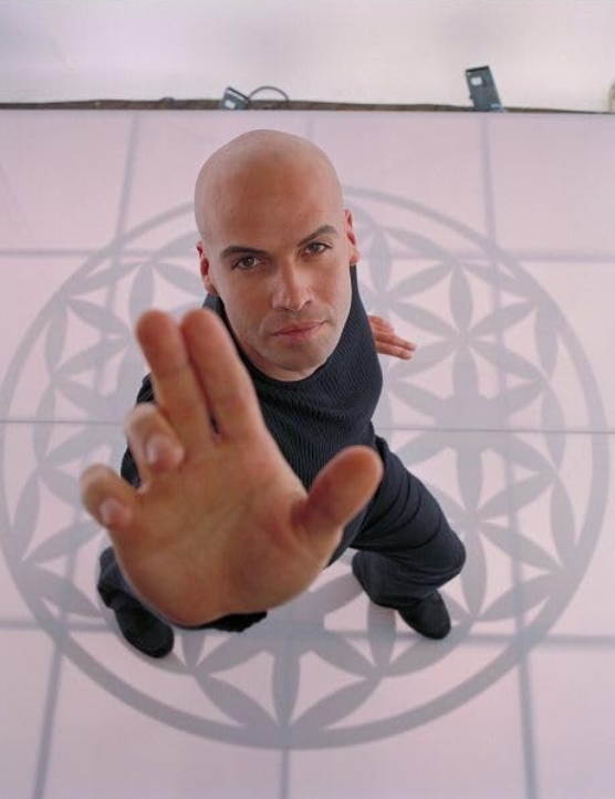 photo-Billy Zane 2001