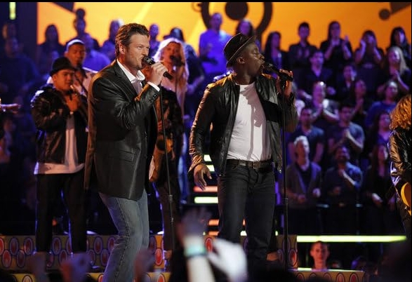 photo-Blake Shelton 2011