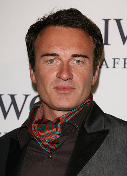 photo-Julian McMahon 2011