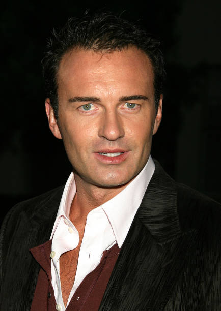 photo-Julian McMahon 2006