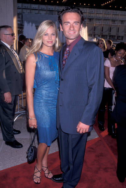 photo-Julian McMahon 1998