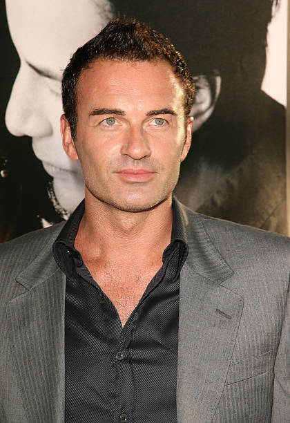 photo-Julian McMahon 2006