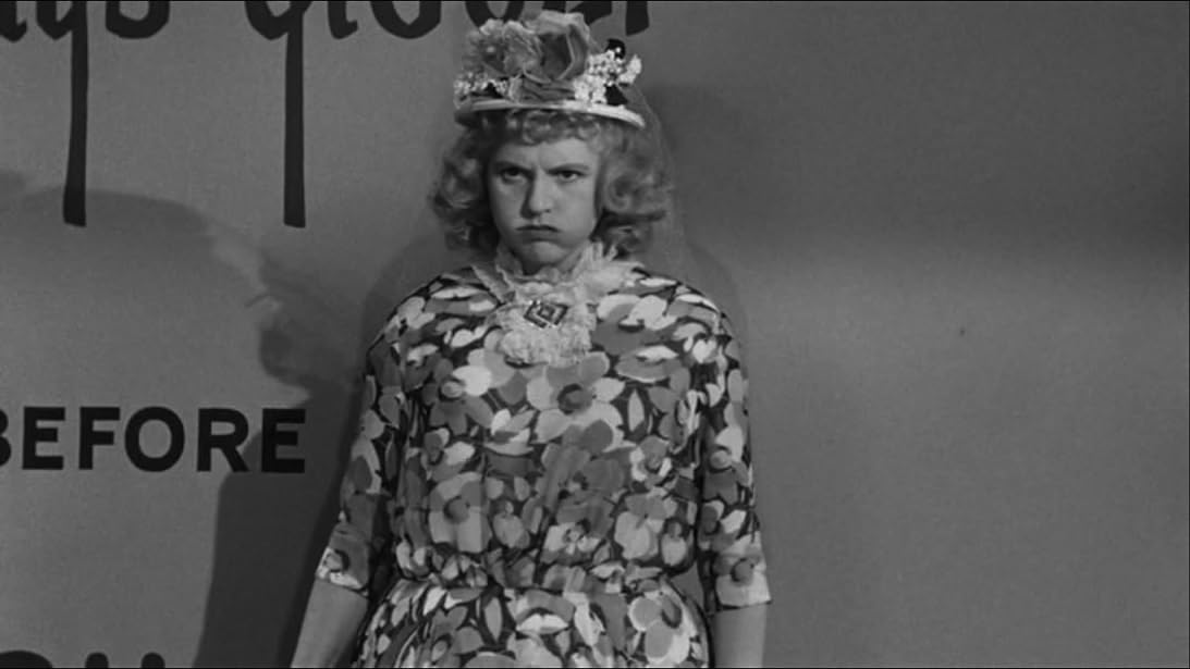 photo-Judy Holliday 1954