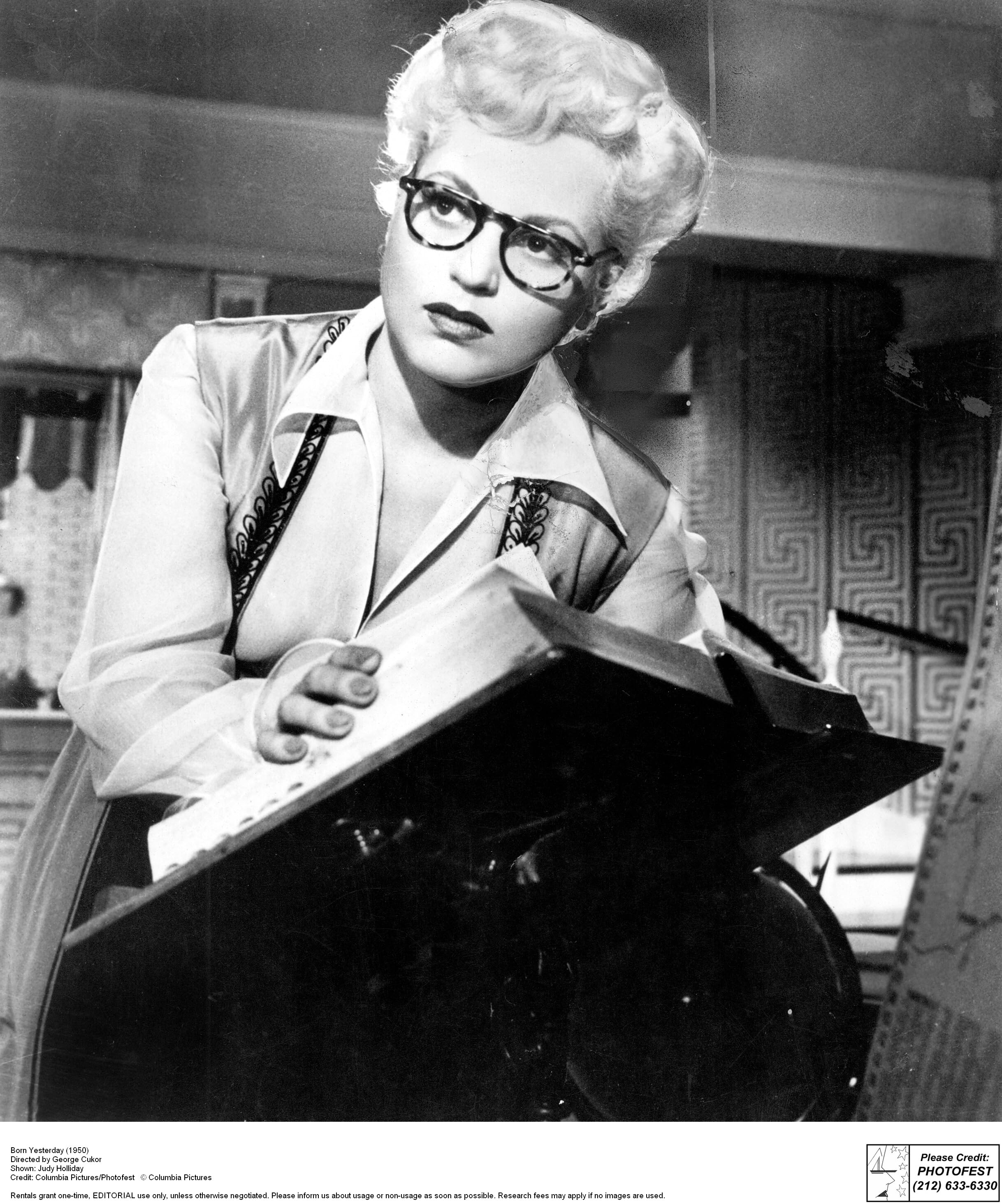 photo-Judy Holliday 1950