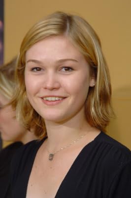 photo-Julia Stiles 2004