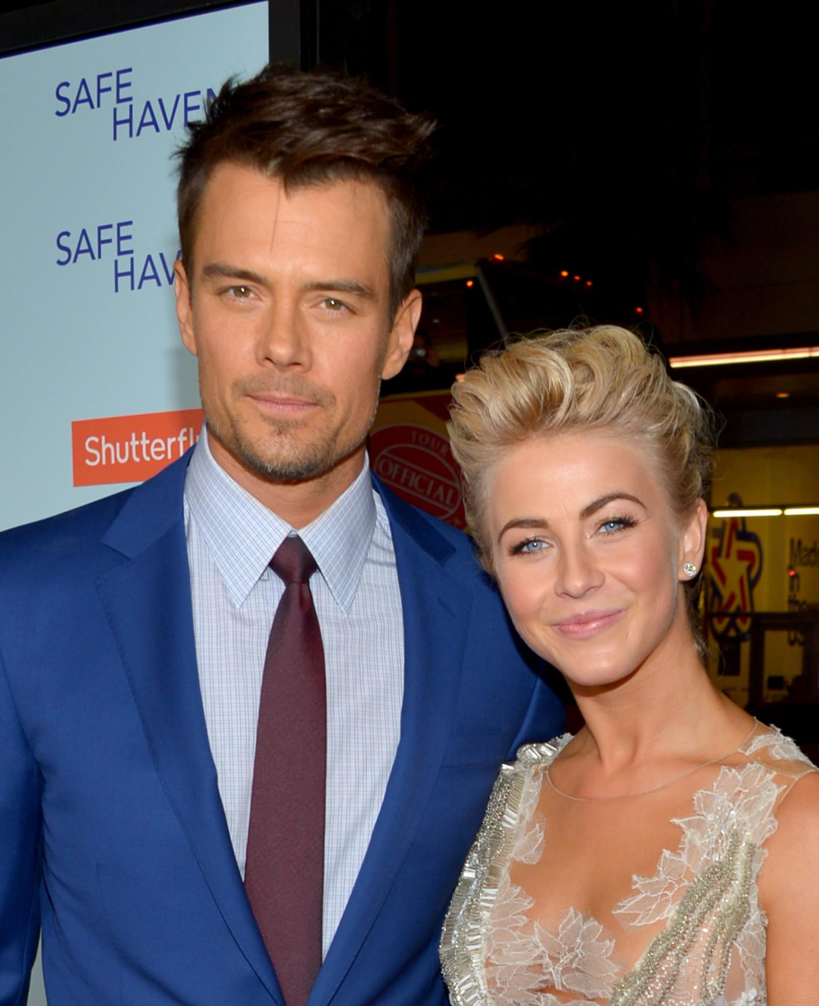 photo-Julianne Hough 2013