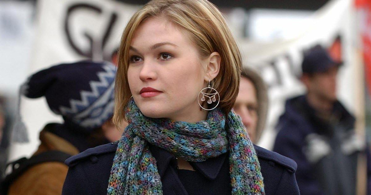 photo-Julia Stiles 2004