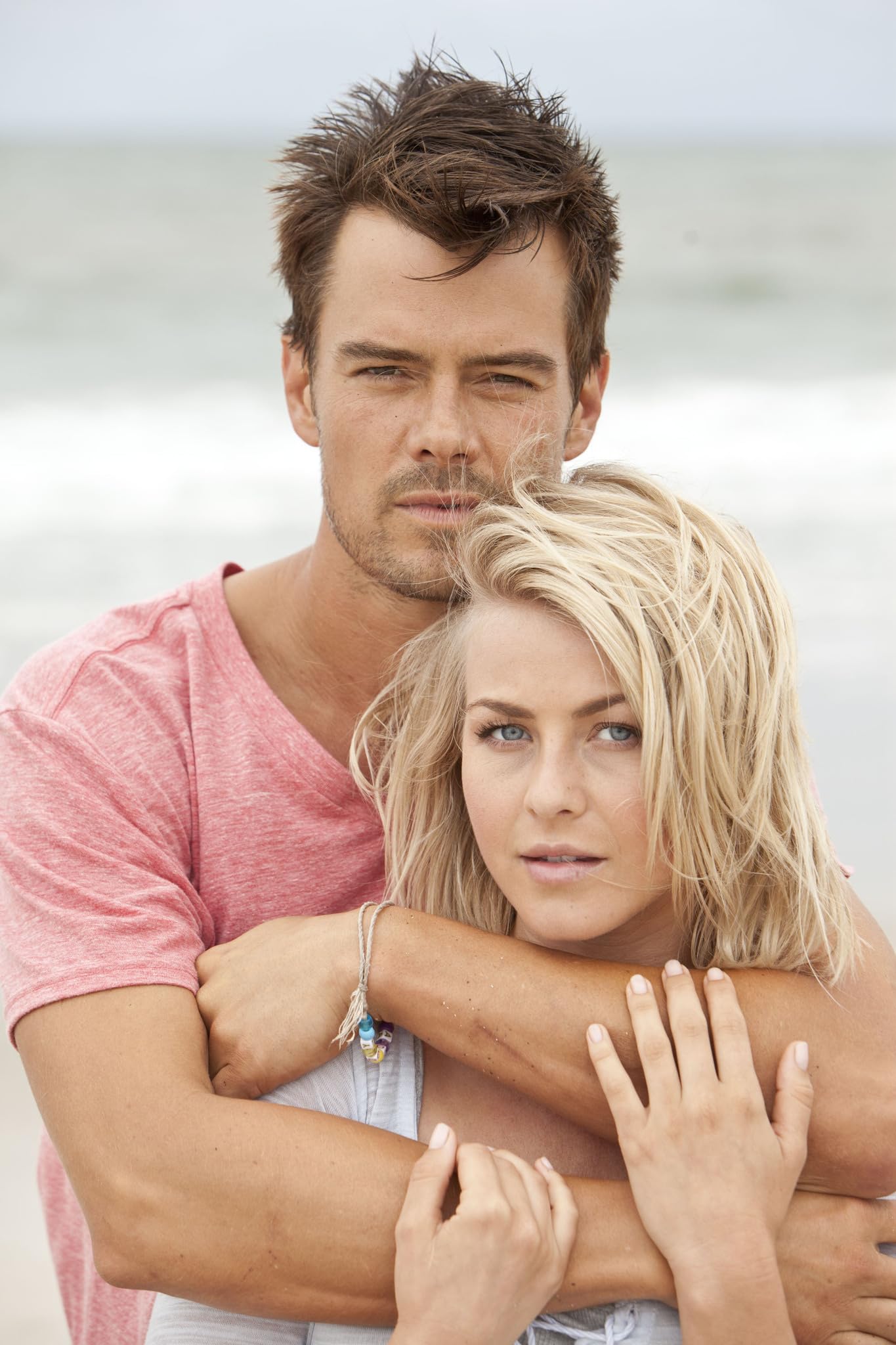 photo-Julianne Hough 2013
