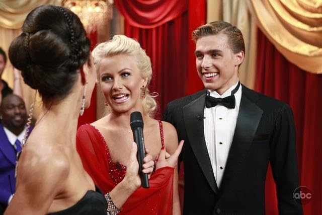 photo-Julianne Hough 2005