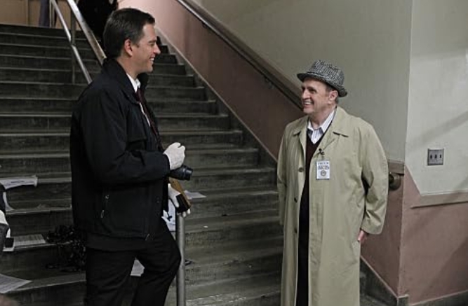 photo-Bob Newhart 2003