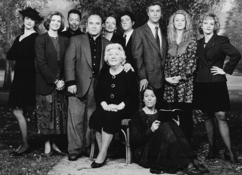 photo-Bob Hoskins 1992