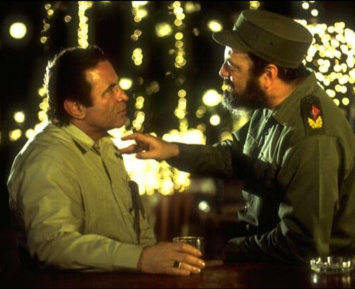 photo-Bob Hoskins 2000