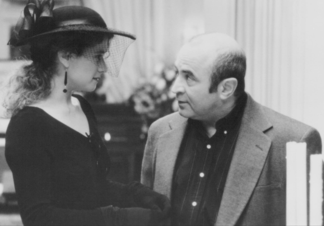 photo-Bob Hoskins 1992