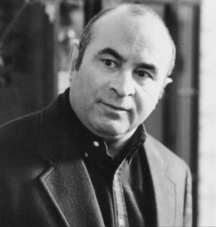 photo-Bob Hoskins 1992