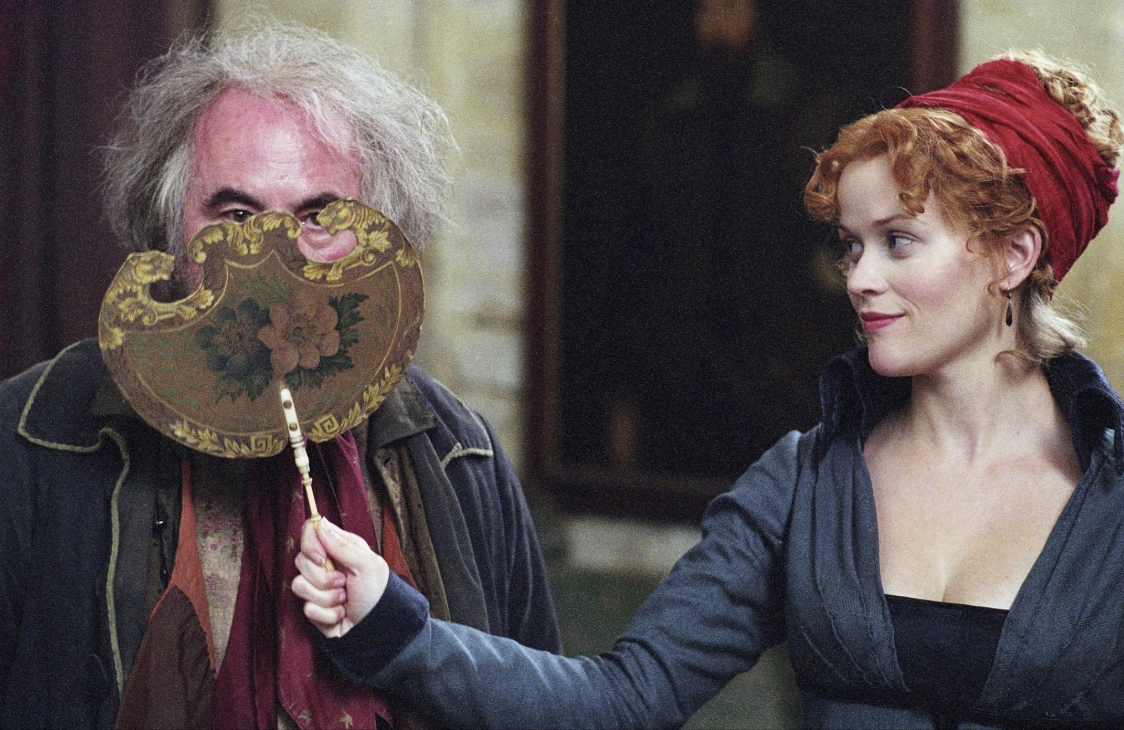 photo-Bob Hoskins 2004