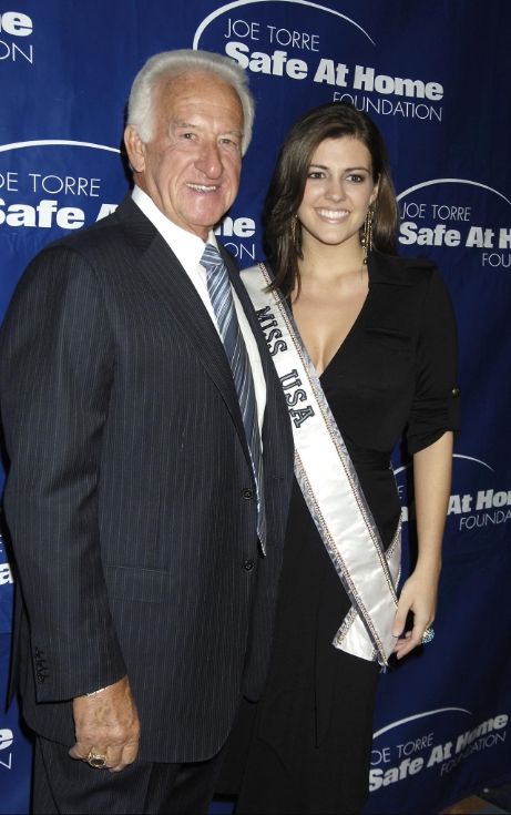 photo-Bob Uecker 1985