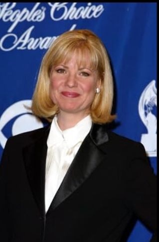 photo-Bonnie Hunt 2003