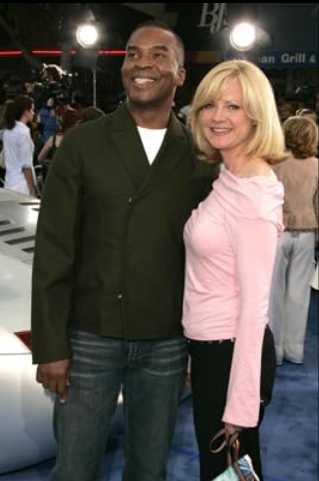 photo-Bonnie Hunt 2004